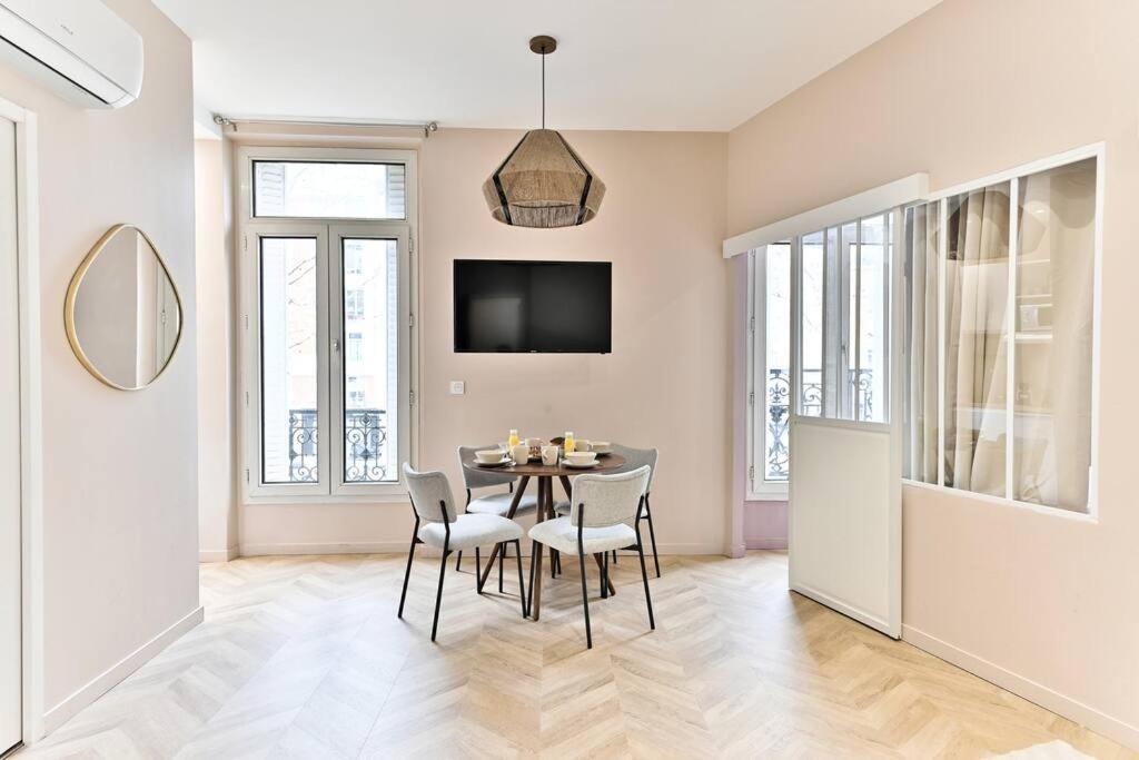 Appartement Proche Parc Monceau - III Párizs Kültér fotó